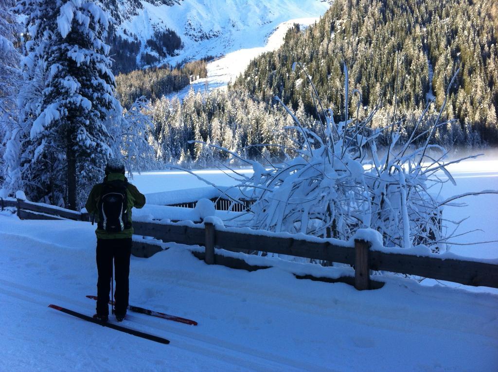 Hotel Seehaus - Only Adults - Mountain Lake Resort Antholz Mittertal Exterior foto