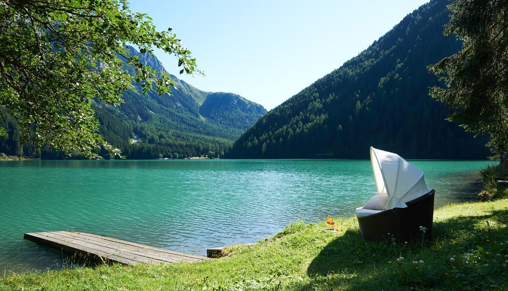 Hotel Seehaus - Only Adults - Mountain Lake Resort Antholz Mittertal Exterior foto