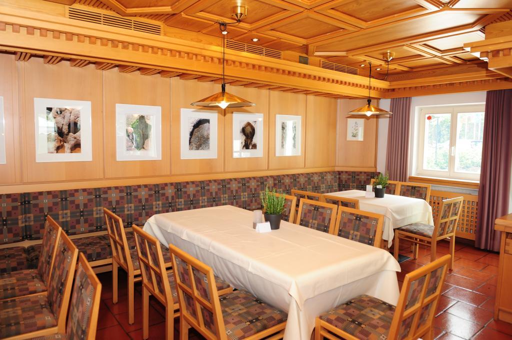 Hotel Seehaus - Only Adults - Mountain Lake Resort Antholz Mittertal Exterior foto